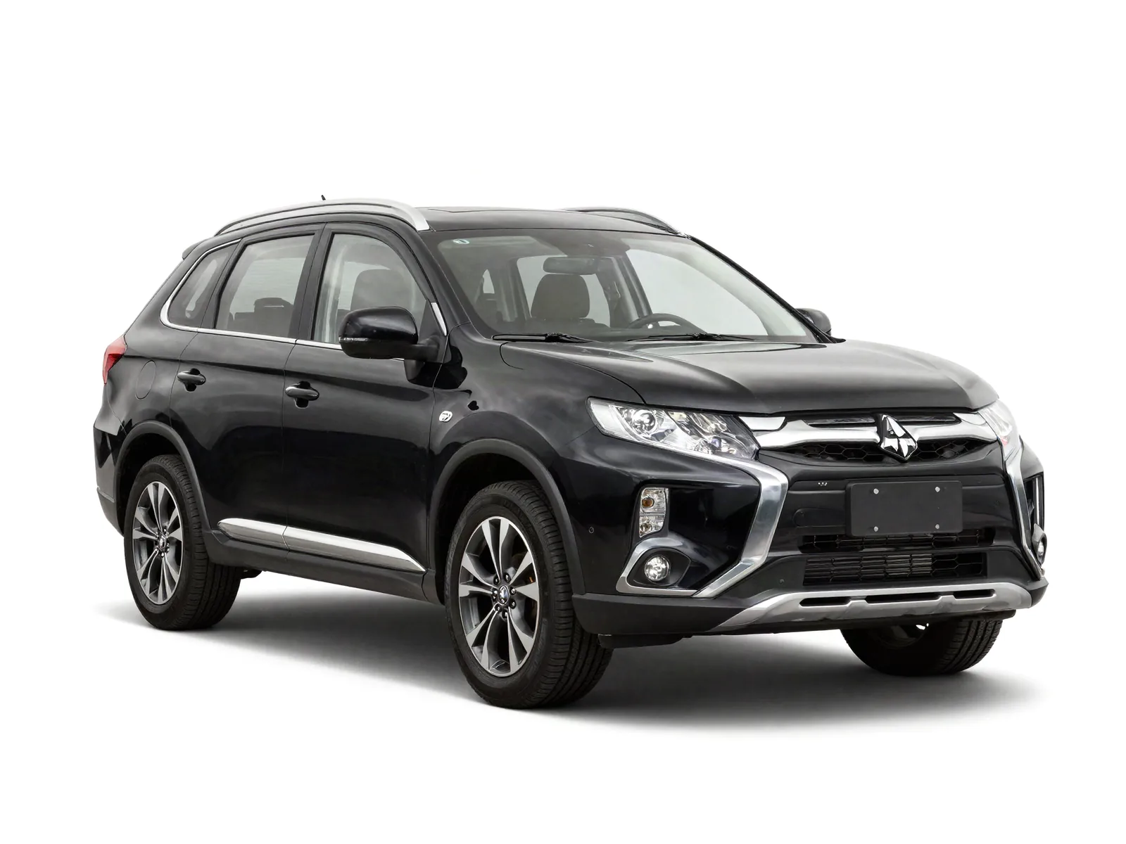 Mitsubishi Outlander 2017 — تأجير سيارات في جورجيا، Cartome