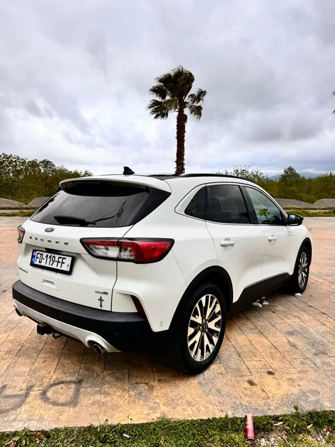Ford Escape 2021 — 4