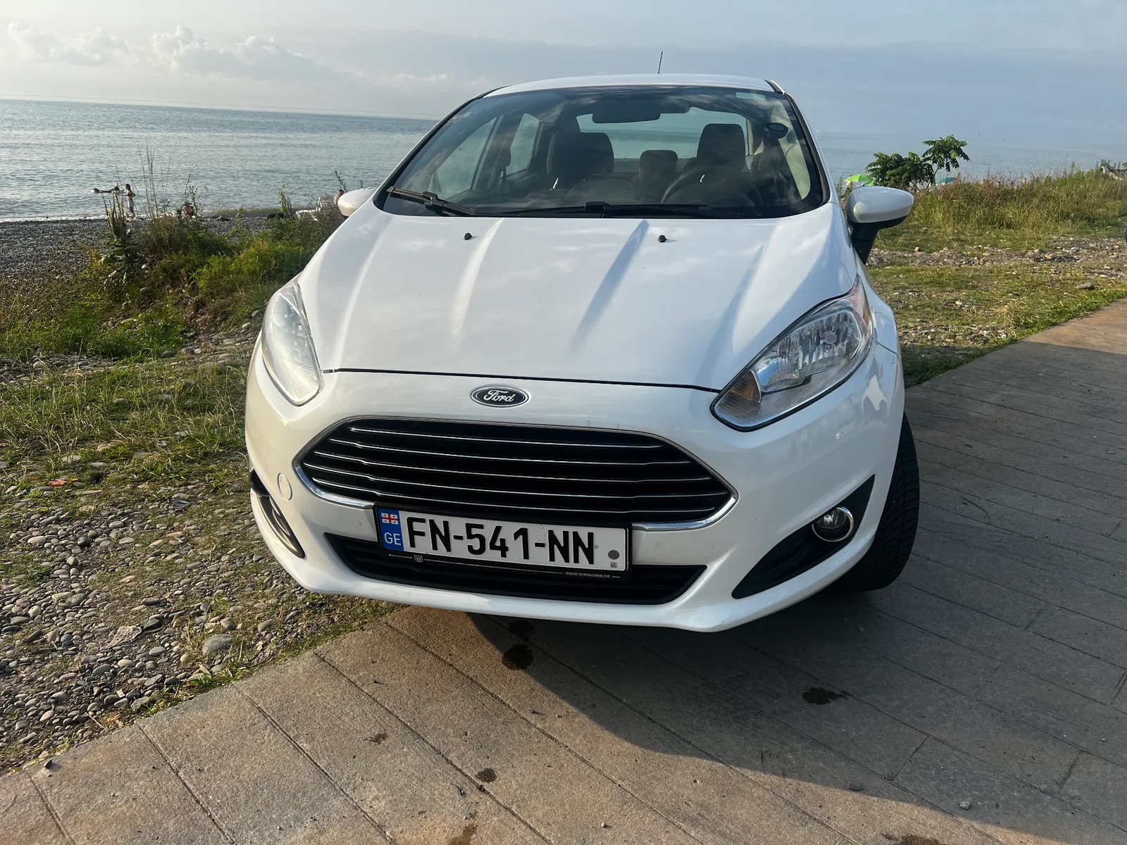 Ford Fiesta 2019 — Gürcistan'da araç kiralama, Cartome
