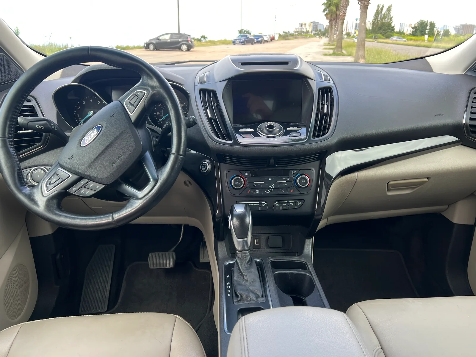 Ford Escape 2018 — მანქანის ქირაობა საქართველოში, Cartome
