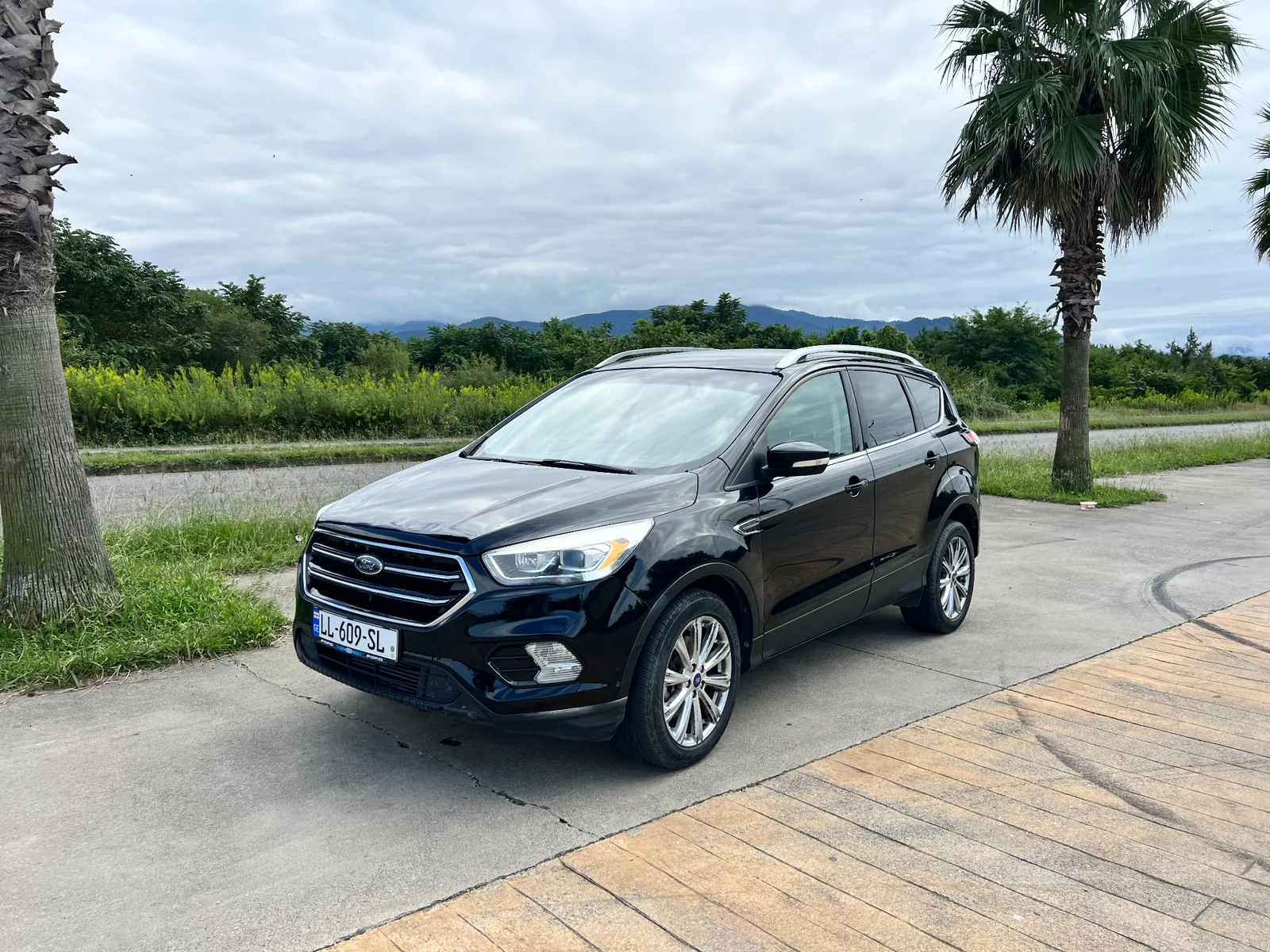 Ford Escape 2018 — მანქანის ქირაობა საქართველოში, Cartome